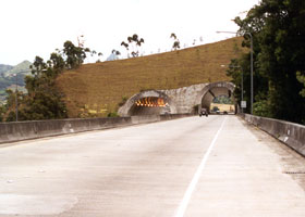 H-3 tunnels through Hospital Rock